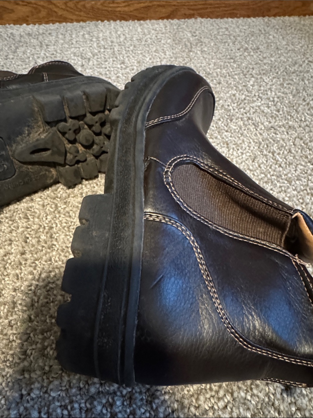 GAP Little Boys Brown Leather Slip-On Chelsea Boots - Picture 10 of 15